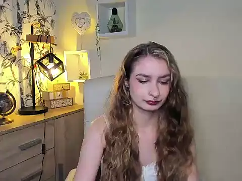 Snapshot of NinaBlond1 chatting on November 6, 2025, 6:39 am NinaBlond1 online show from November 6, 2025, 6:39 am