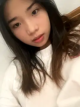 Snapshot of -Tania- chatting on September 20, 2025, 8:19 am -Tania- online show from September 20, 2025, 8:19 am