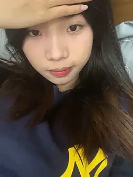 Snapshot of -Tania- chatting on October 18, 2025, 6:26 am -Tania- online show from October 18, 2025, 6:26 am