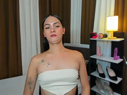 Sedictive Samantha online show from October 28, 2025, 5:08 am