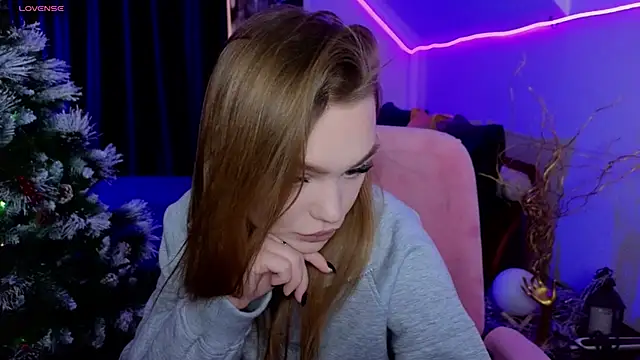 KitsyMoore online show from January 9, 2026, 1:07 pm