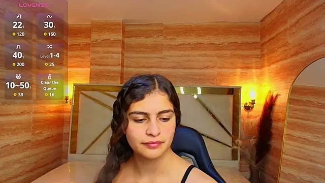 Snapshot of dany_r_ chatting on October 9, 2025, 1:44 pm dany r online show from October 9, 2025, 1:44 pm