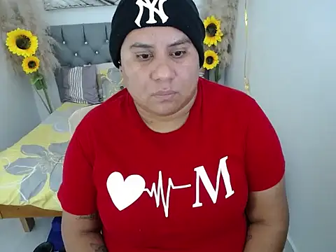 hotlesby valery online show from October 28, 2025, 12:15 pm