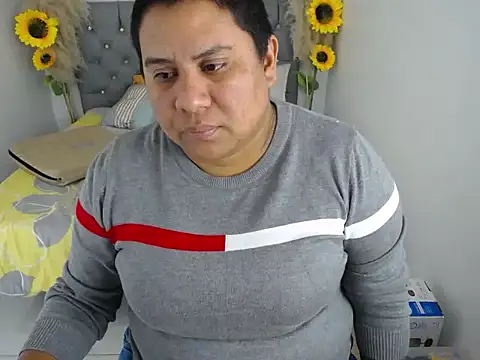 hotlesby valery online show from March 26, 2026, 7:56 pm