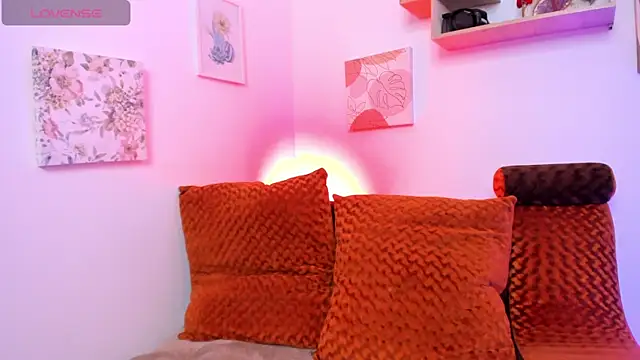 camilafoox7 online show from February 15, 2026, 4:46 am