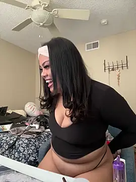 kiaradanielaxx online show from October 4, 2025, 9:49 pm