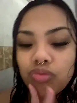 kiaradanielaxx online show from October 3, 2025, 2:59 am