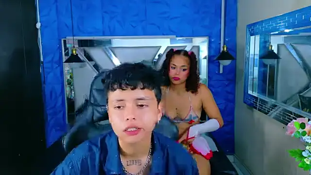 Snapshot of Twindesires chatting on October 8, 2025, 2:57 am Twindesires online show from October 8, 2025, 2:57 am