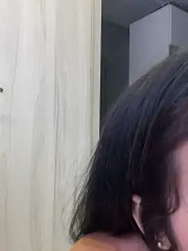 Rouse Monroe online show from March 22, 2026, 1:42 am