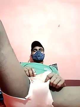 kkshan0923 online show from April 26, 2026, 2:36 pm