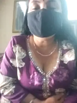 Sonali-6969 online show from May 9, 2026, 7:56 am