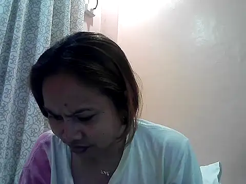 Amarrahlyn online show from November 15, 2025, 9:41 pm