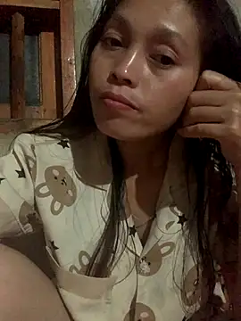 Snapshot of Halyy_xx chatting on October 2, 2025, 2:31 pm Halyy xx online show from October 2, 2025, 2:31 pm