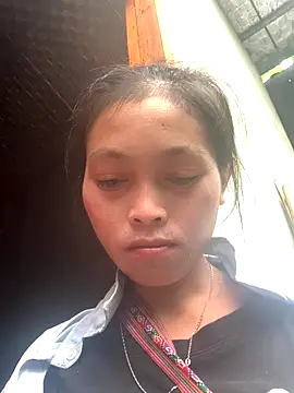 Snapshot of Halyy_xx chatting on September 26, 2025, 1:12 am Halyy xx online show from September 26, 2025, 1:12 am