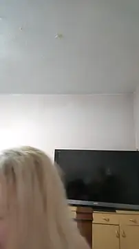 Snapshot of MarinaMargo chatting on November 30, 2025, 5:08 am MarinaMargo online show from November 30, 2025, 5:08 am