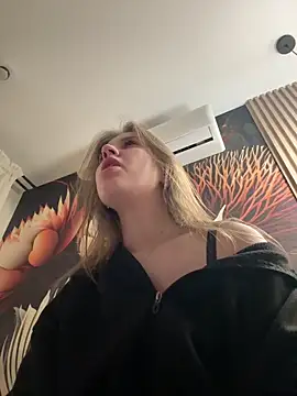 Snapshot of Niksa99x chatting on February 11, 2026, 4:45 am Niksa99x online show from February 11, 2026, 4:45 am