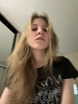 Snapshot of Niksa99x chatting on February 12, 2026, 9:20 am Niksa99x online show from February 12, 2026, 9:20 am