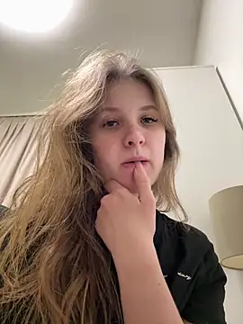 Snapshot of Niksa99x chatting on February 13, 2026, 8:42 pm Niksa99x online show from February 13, 2026, 8:42 pm