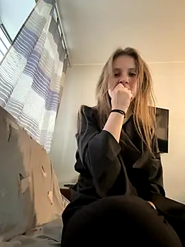 Snapshot of Niksa99x chatting on October 29, 2025, 9:30 am Niksa99x online show from October 29, 2025, 9:30 am