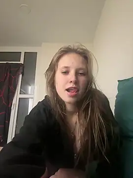 Snapshot of Niksa99x chatting on October 21, 2025, 8:30 pm Niksa99x online show from October 21, 2025, 8:30 pm