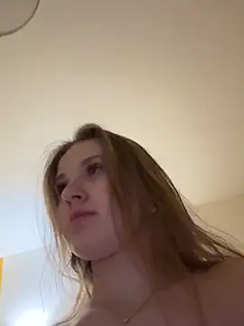 Snapshot of Niksa99x chatting on February 3, 2026, 9:09 pm Niksa99x online show from February 3, 2026, 9:09 pm