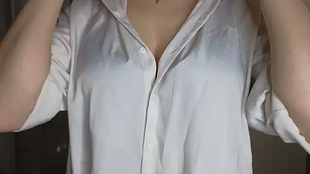 DaliaRadtke online show from March 4, 2026, 7:21 pm