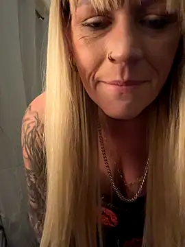 Snapshot of Carmen36XX chatting on September 22, 2025, 10:49 pm Carmen36XX online show from September 22, 2025, 10:49 pm