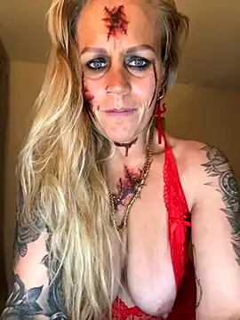 Snapshot of Carmen36XX chatting on October 31, 2025, 10:38 pm Carmen36XX online show from October 31, 2025, 10:38 pm