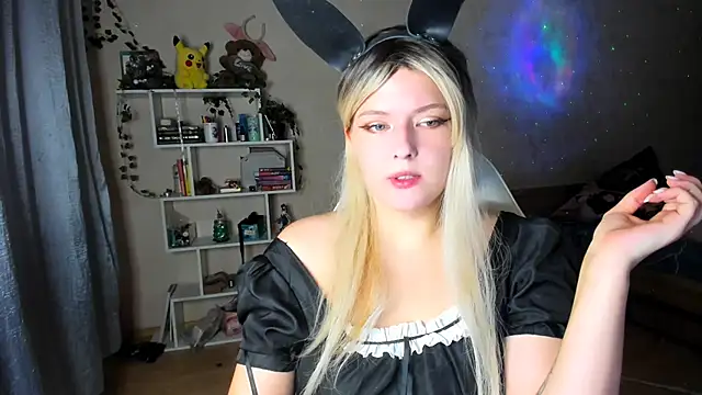 Snapshot of Alice_Casey_new chatting on October 21, 2025, 7:57 pm Alice Casey new online show from October 21, 2025, 7:57 pm