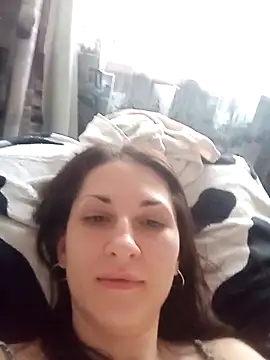 RitaLovvee online show from November 1, 2025, 8:08 am