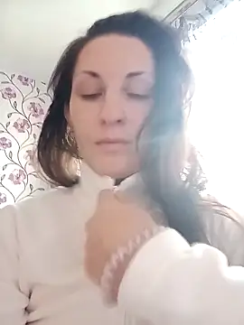 RitaLovvee online show from October 26, 2025, 7:31 am