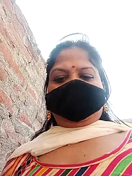 Mona darling21 online show from November 6, 2025, 7:12 am