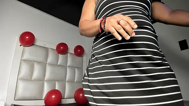 peyton  wat online show from March 24, 2026, 12:16 pm