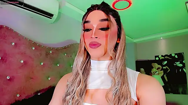  IsabellaRousse online show from January 11, 2026, 12:23 pm