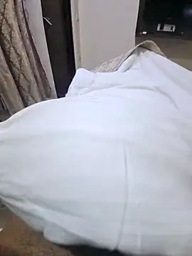 scotchnsoda online show from December 19, 2025, 6:54 pm