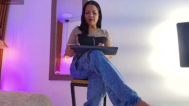 EvaGoddess  online show from March 18, 2026, 4:30 pm