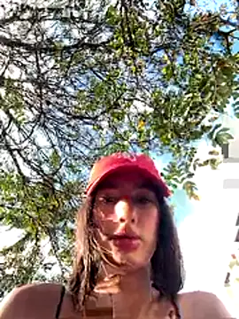 Julieta Duque online show from December 21, 2025, 9:26 pm