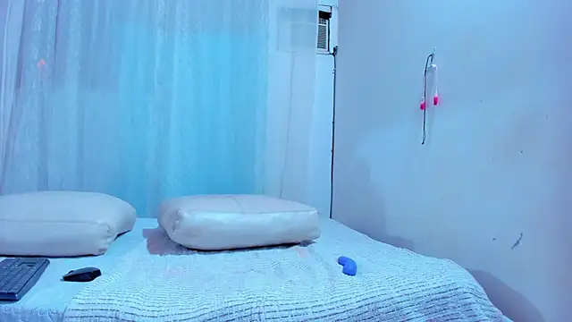 Snapshot of Maturealiciaray chatting on January 11, 2026, 12:17 am Maturealiciaray online show from January 11, 2026, 12:17 am