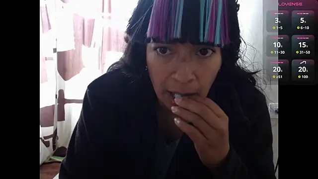 Snapshot of Acelinrose chatting on July 18, 2026, 5:54 pm Acelinrose online show from July 18, 2026, 5:54 pm