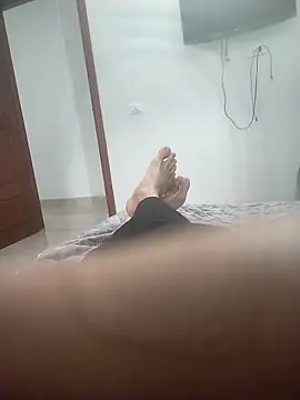 chichvkdam online show from February 24, 2026, 1:39 am