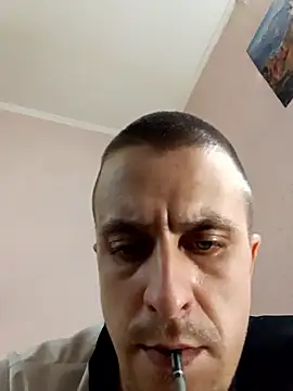 Snapshot of Adidas7217 chatting on January 8, 2026, 6:25 pm Adidas7217 online show from January 8, 2026, 6:25 pm