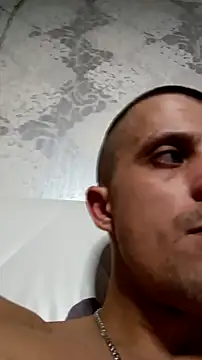 Snapshot of Adidas7217 chatting on November 17, 2025, 11:09 pm Adidas7217 online show from November 17, 2025, 11:09 pm