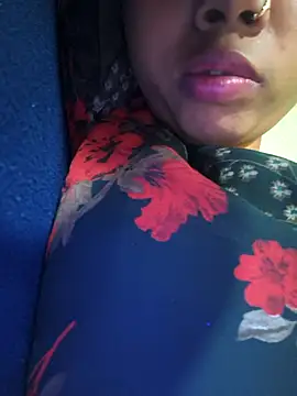 Couple romence1 online show from March 3, 2026, 11:39 am