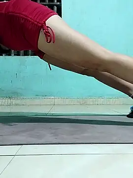 Snapshot of Mc_chinese chatting on November 16, 2025, 11:08 pm Mc chinese online show from November 16, 2025, 11:08 pm