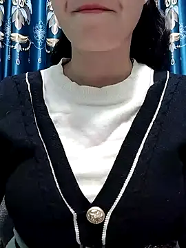 Snapshot of Mc_chinese chatting on November 25, 2025, 1:00 pm Mc chinese online show from November 25, 2025, 1:00 pm