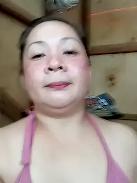 Snapshot of hornymom_01 chatting on September 26, 2025, 2:18 am hornymom 01 online show from September 26, 2025, 2:18 am