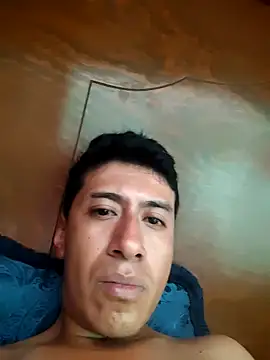 Snapshot of Carlos27hot chatting on September 21, 2025, 4:12 pm Carlos27hot online show from September 21, 2025, 4:12 pm