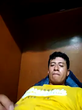 Snapshot of Carlos27hot chatting on October 24, 2025, 12:31 am Carlos27hot online show from October 24, 2025, 12:31 am