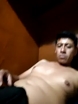 Snapshot of Carlos27hot chatting on November 18, 2025, 7:44 am Carlos27hot online show from November 18, 2025, 7:44 am