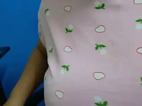 tamilqueenbaby online show from October 21, 2025, 6:40 pm